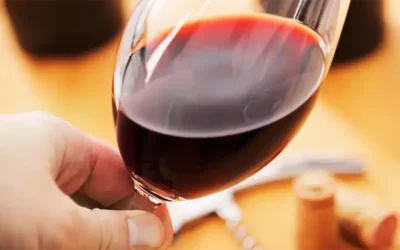 Fase visual de la cata de vinos: descubriendo el  vino a través de la vista